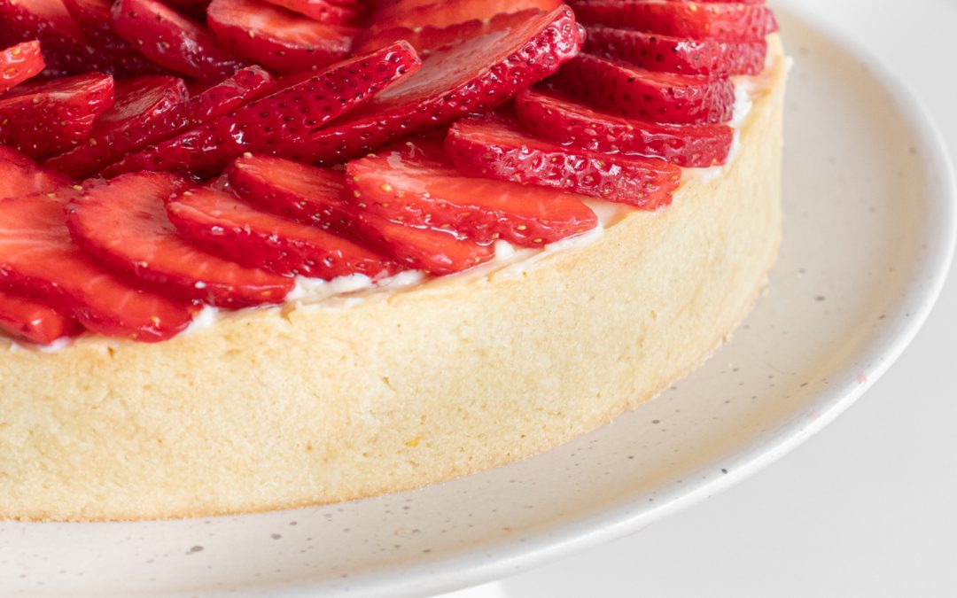 TARTA DE CREMA DIPLOMATA Y FRUTILLAS