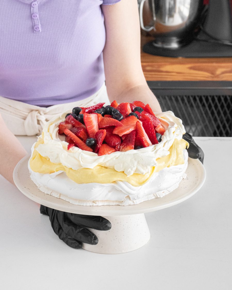 Pavlova con Fruta Fresca - Imagen 2